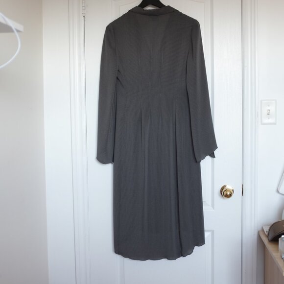 COPY - COPY - Tristan & Iseut Duster matching set Grey Pinstripe stringy selved… - Picture 3 of 16